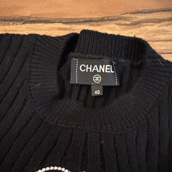 CHANEL Black and White ribbed knit cc logo Sweater size 40 stretch - Picture 3 of 7